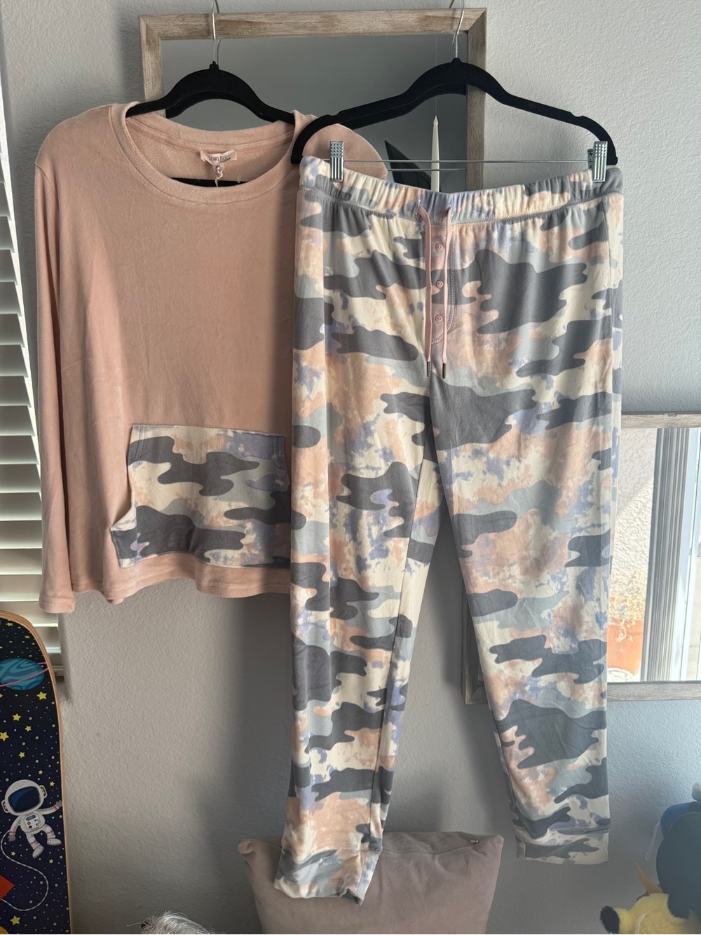 Velour Pajama Set - Picture 4 of 11